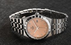 帝舵手表发条一直上不紧是啥原因